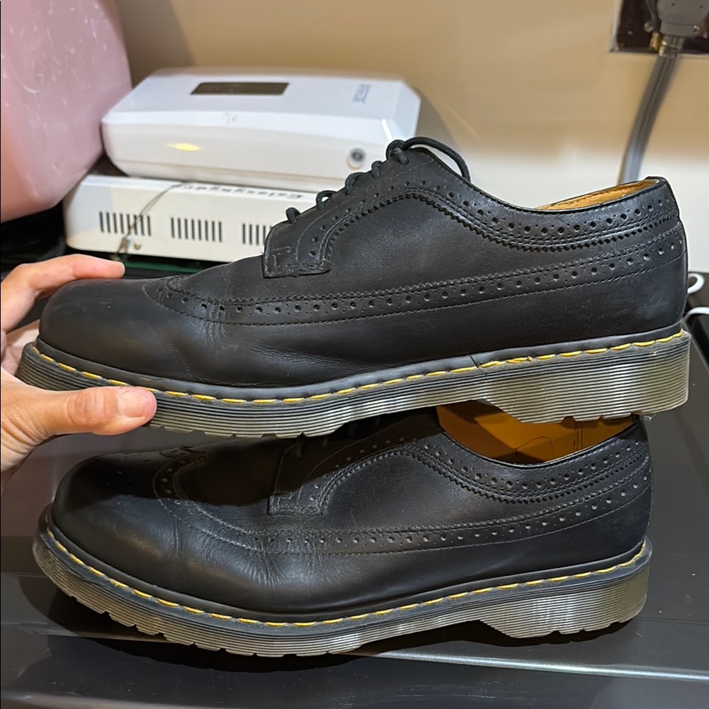 Classic Black Leather Dr. Marten’s Men's Brogues - sz 13 US/ 42 EU / UK 12 - Picture 12 of 12